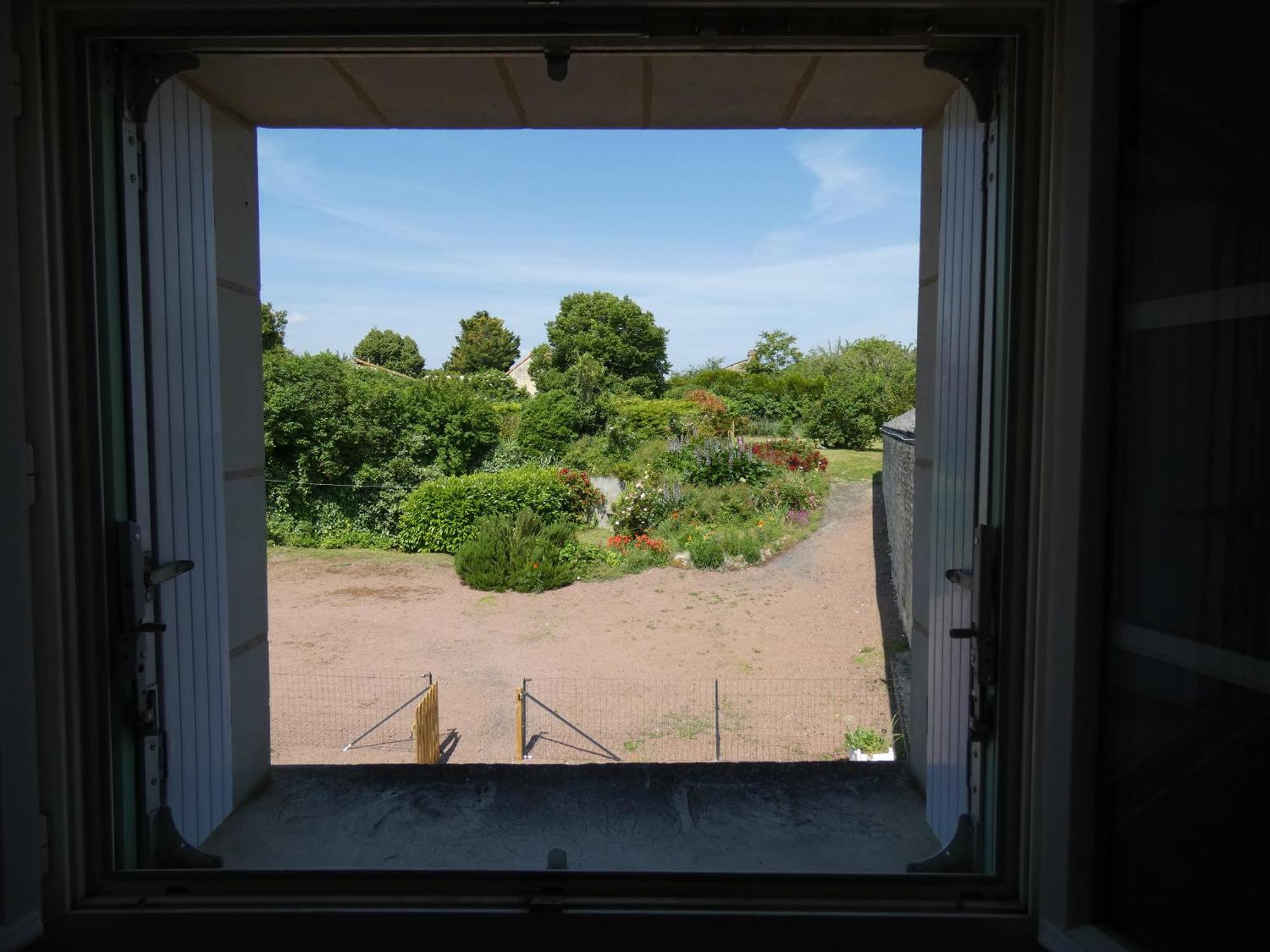 Val De Loire L'instant Famille Holiday home *