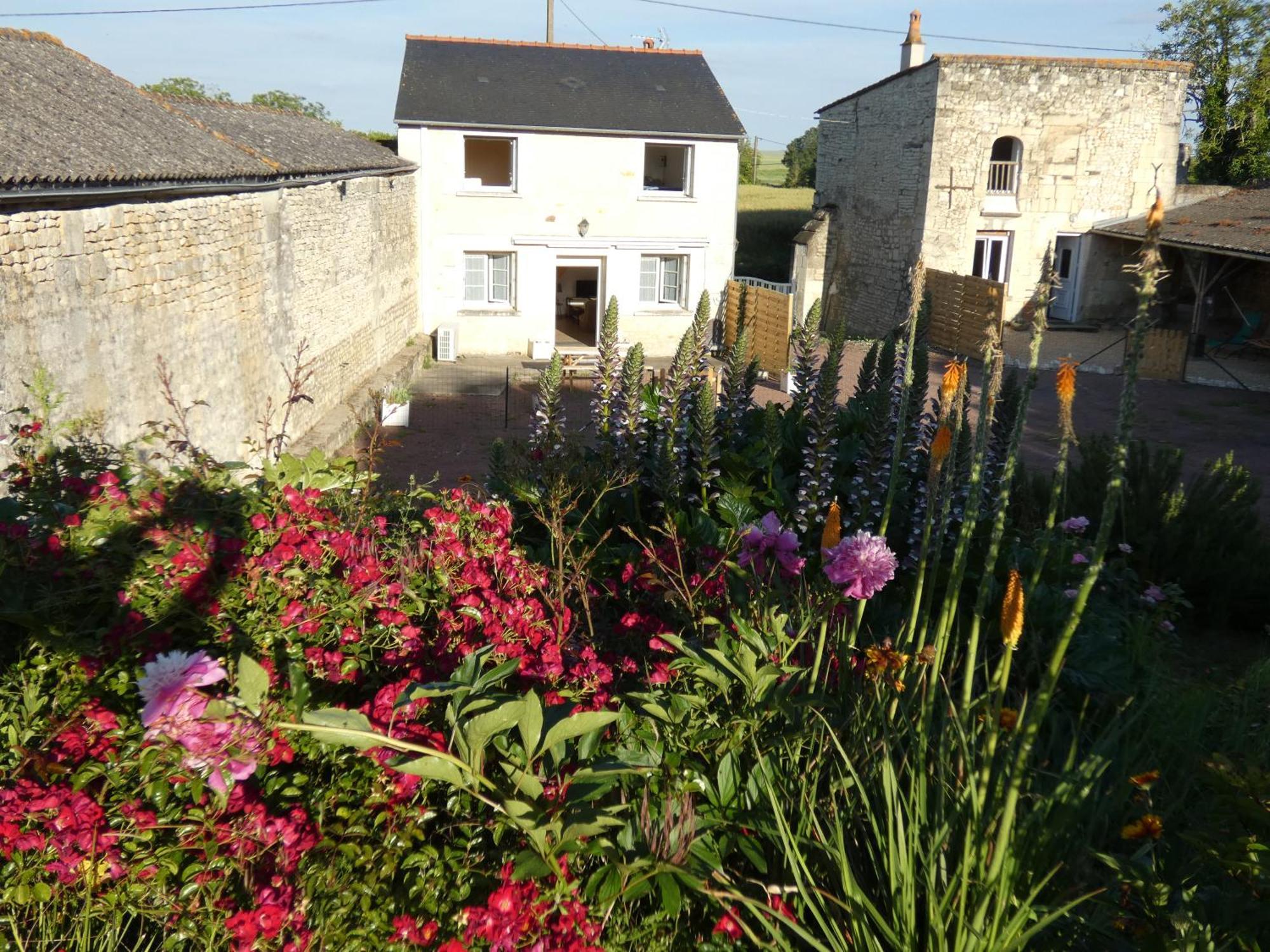 Val De Loire L'instant Famille Holiday home Saint-Leger-de-Montbrillais